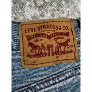 Levi Strauss & Co 501 Denim Cutoff Shorts Distressed Blue Jean W27